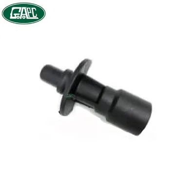 Water Pump Oil Cooler Pipe LR028136 LR011997 AJ812249 C2Z18658 for Jaguar F Type XF XE Oil Cooler Connector Germax GJ0245 GL1208