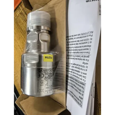 Brand New Original PI2794 Pressure Sensor With Display IO-Link for Industrial Automation 1 Year Warranty