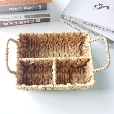 American Pastoral Water Hyacinth Woven Desktop Debris Small Divider Snacks Finishing Straw Storage Basket and Trays Manufacturer