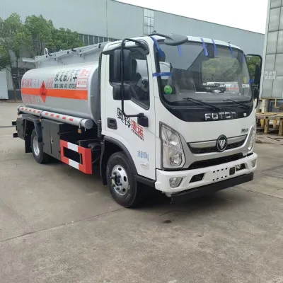 FUEL Truck 8-Speed Diesel 6x4 Stainless Steel Oil Fuel Transportation Holds up to 10,000 Liters for Efficient Fuel Transport
