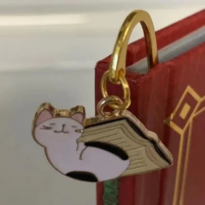 Manufacturer Metal Soft Enamel Kawaii Cat Book Mark With Pendant Promotional Custom Bookmark Kids