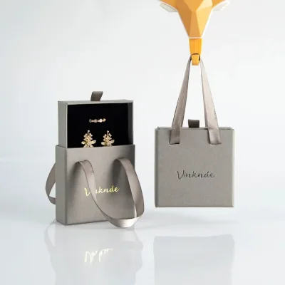 High End Jewelry Gift Bag and Box Cardboard Paper Box Luxury Custom logo Hot Foiled Small Jewelry Packaging Bag with Ribbon