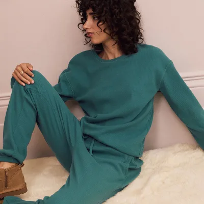 47% Cotton, 47% Recycled Polyester, 6% Elastic Fibers, All in Solid Color, Women's Pajama Set