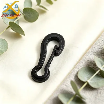 Plastic Spring Snap Hook Outdoor Strap Backpack Hanging Hook Buckle Multi Function Key Hook Carabiner for Supply Wholesale