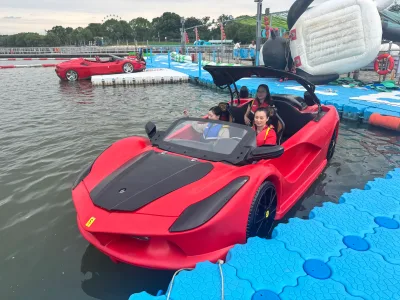 Iso-certified Quality Electric Water Super Car 2000w Motor for Tourist Destination Sightseeing Low-speed Supercar Business