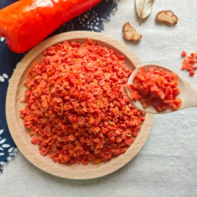 New Crop 10*10mm Dehydrated AD Carrot Granules Low Sugar Dried and Baked Bulk Tank Packaging