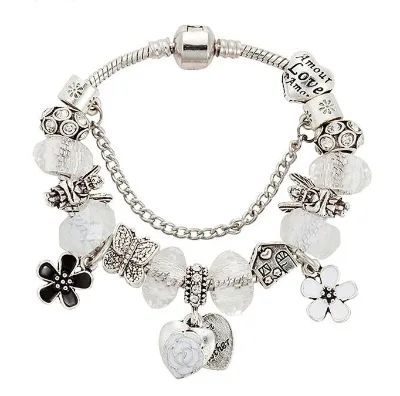 White Mothers Day Gifts Jewel Bracelet Mother of Pearl Flower Clover Bracelets