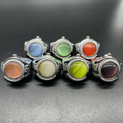 Vintage Punk Finger Watch Unisex Fashion Round Opal Rhinestone Mini Elastic Strap Ring Watch