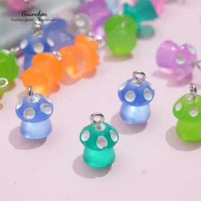 Cartoon Resin Small Mushroom Pendant Diy Handmade Bracelet Earrings Beaded Jewelry Key Chain Wholesale