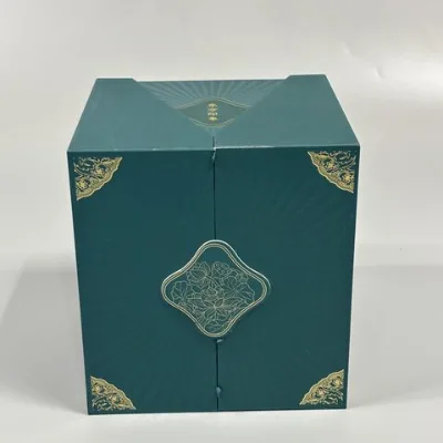 Luxurious cosmetic set box - exquisite magnetic snap closure box - box with drawer compartment