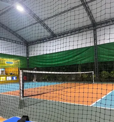 Factory Wholesale HDPE PET Sport Field Batting Cage Net Fence Netting Economical Golf Dividers Barrier Net