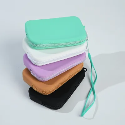 Custom Coin Purse Waterproof With Zipper Closure Anti-Splash Water Key and Money Use Eva Beach Bag Accessories Silicone Wallet