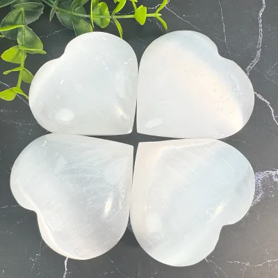 Wholesale Factory Price Selenite Hearts Crystal Crafts Healing Stone White Crystal Hearts for Home Decoration