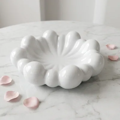 Glossy Petal Resin Decorative Tray Elegant Tabletop Storage Dish Jewelry Organizer Fruit Plate for Living Room Home Decor