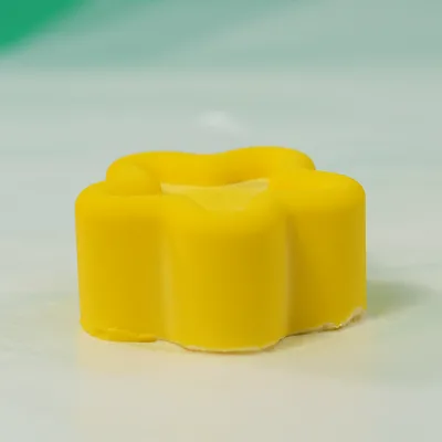 Hot Selling High-quality Frozen Low-fat Delicious Yellow Lucky Unicorn Shaped Mousse Cake Box
