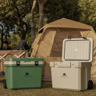 Injection Wheeled Cooler Box Insulated Ice Chest 48L Ice Retention PE Food Thermal Storage Modern Custom Fishing