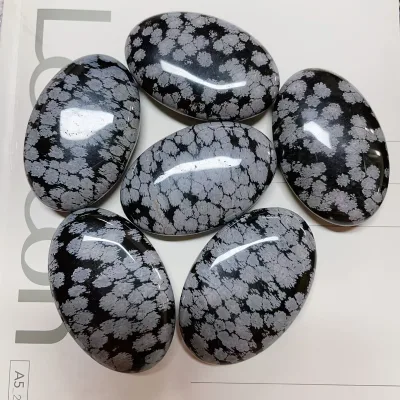 Wholesale Natural Snowflake Obsidian Palm Stone Polished Quartz Palm for Jewelry Making