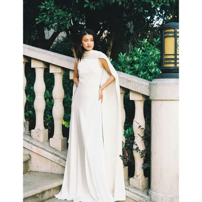 French Light Wedding Dress Champagne Color Halter Neck Appliqued Crystal Floor-Length Train Bridal Robe Vacation Dress