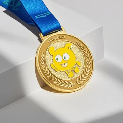 Personalized Trophy Cups Blank Football Girl Sport Wholesale Support Custom Trophies and Medals Soccer Cooking Medals