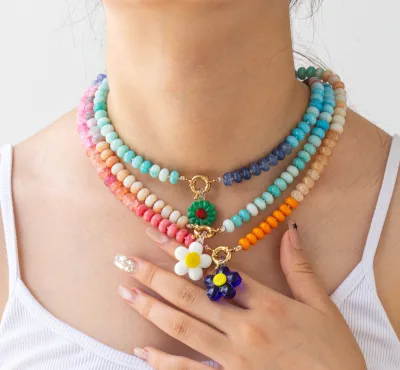 Wholesale Handmade Colorful Beads Necklace With Flower Pendant Summer Beach Fashion Pendant Necklaces for Women