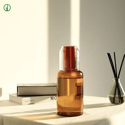 Custom Hand Blow Glass Carafe With Cover Borosilicate Glass Water Bottle With Cup Lid