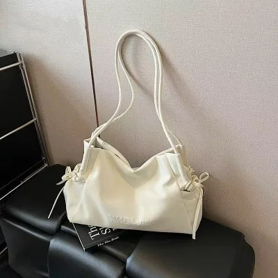 High-end Look Women's Casual Versatile Single-shoulder Tote Bag with Pleated Cloud Design