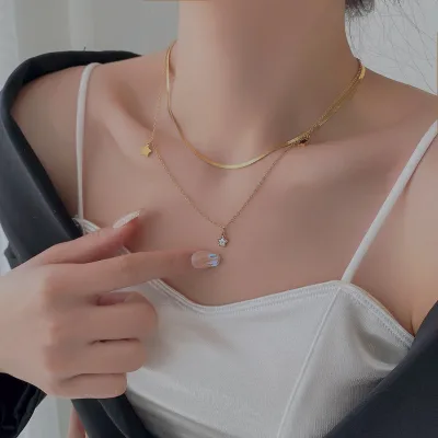 18K Gold Plated Waterproof Stainless Steel Necklace Black White Shell Five Pointed Star Women' Double Layered Pendant Necklace