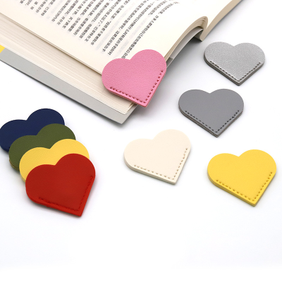 PU Leather Heart Bookmark Corner Bookmark Heart Page Bookmark Leather Heart Page Corner Reading Book Marker Office Accessories