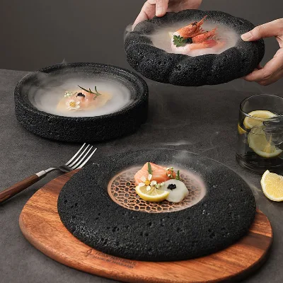 Nordic Hotel Tableware Eco-Friendly round Black Plate for Sushi Steak Dinner Dry Ice Smog Plate