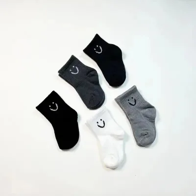 2024 New Wholesale Cute Smile Cartoon Color Design Comfortable Cotton Cute Baby Kids Lovely Children Socks