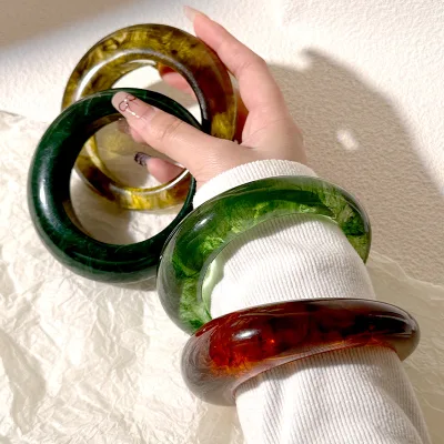 Exaggerated Irregular Wide Bangle Translucent Bangles Acrylic Chunky Big Bangles for Women