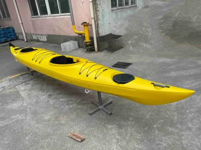 Plastic Sea Kayak Sit in China Light Weight 2 Person Racing Ocean Kayak