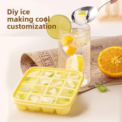 Hot-Selling One-Click Press Silicone Ice Cube Tray Easy Sustainable Household Ice Ball Mold New Feature Plastic Ice Maker