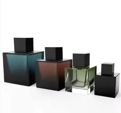 Square refillable perfume bottle empty perfume bottle 100ml 30ml 50ml glass bottle manufacturers in china