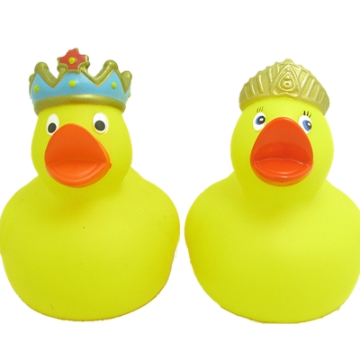Plastic Crown Rubber Duck Bath Toy King & Queen Design Floats in Bathroom for Babies