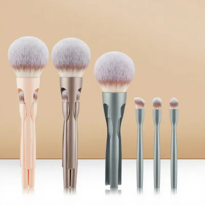 4-in-1 Portable Magnetic Makeup Brush Set Includes Loose Powder Eyeshadow and Contouring Brushes Beginner Friendly Tools