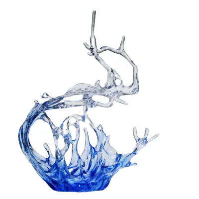 Gracefully Styled Transparent Resin Crafts Ornament Art Decoration Epoxy Transparent Resin with Flowing Shapes