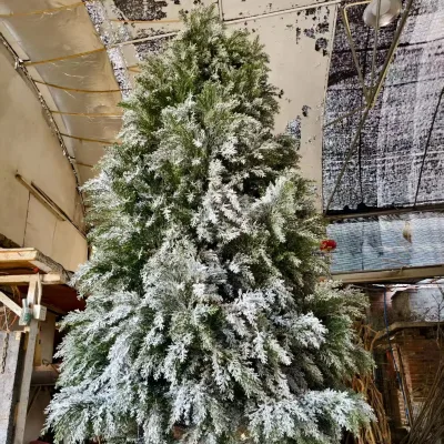 Frosted Artificial Christmas Tree with Natural Appearance, Great for Living Room, Party Venue and Holiday Display Ornament