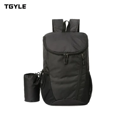 Minimalist Stylish Carrying Gear, Trendy Casual Outdoor Carry Accessory with Unique Premium Texture