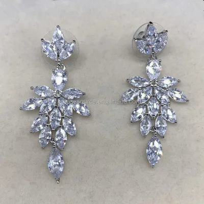 RE4073 Luxury Rhinestone Chandelier Earrings for Women Girls Dangle Earring Party Jewelry Gifts