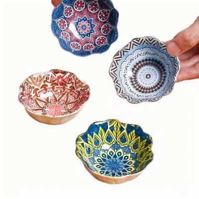 Classic dipping sauce plate Japanese style flower edge dish ceramic small dinner plate