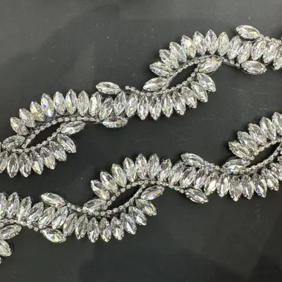 Iron on Rhinestone Crystal Chains Customization Style DIY Flower Rhinestone Chains for Clothes Dress Hat
