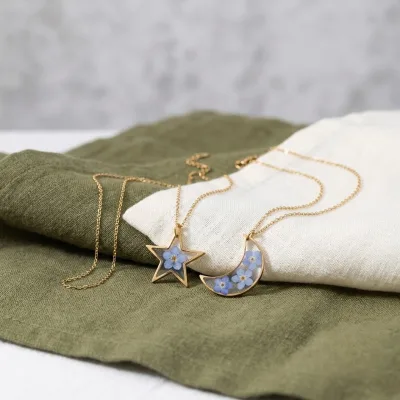 Stainless Steel 18k Gold Plated Real Moon Star Pendant Necklace Waterproof Pressed Forget Me Not Botanical Jewelry