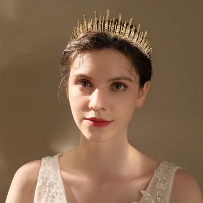 2022 Latest Hot Sale Wedding Crystal Shiny Tiara Headband Bridal Wedding Crown