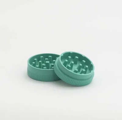 Custom Colors Simple Plastic Dry Herb Grinder 2 Layers Portable for Accessory Wholesale Cannacoast Model Plastic Grinder-2