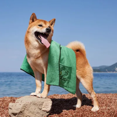Custom Microfibre Pet Towel With Embroidery Paw Print Quick Dry Cleaning Towels for Dogs and Cats