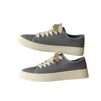 Men's 2026 Spring Solid Color Cushioning Head Front Laces Breathable Simple Canvas Lightweight Sneakers Retro Single-layer