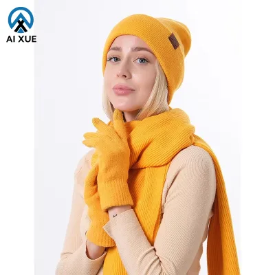 Factory Wholesale Custom Winter Beanie Hat Gloves Set Fleece Lined Knit Warmer Woven Logo Character Pattern Wool Travel