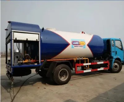 5cbm 4*2 Mini LPG Bobtail Truck Gas Transport Truck for Sale
