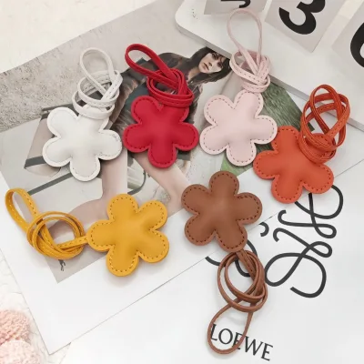 PU Leather Flower Keychain Pendant Small Flower Bag Charm Car Ornament Cotton-filled Leather Semi-handmade Cherry Blossom